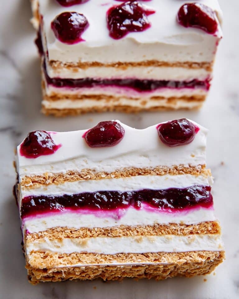 Blueberry Cheesecake Icebox Cake Recipe