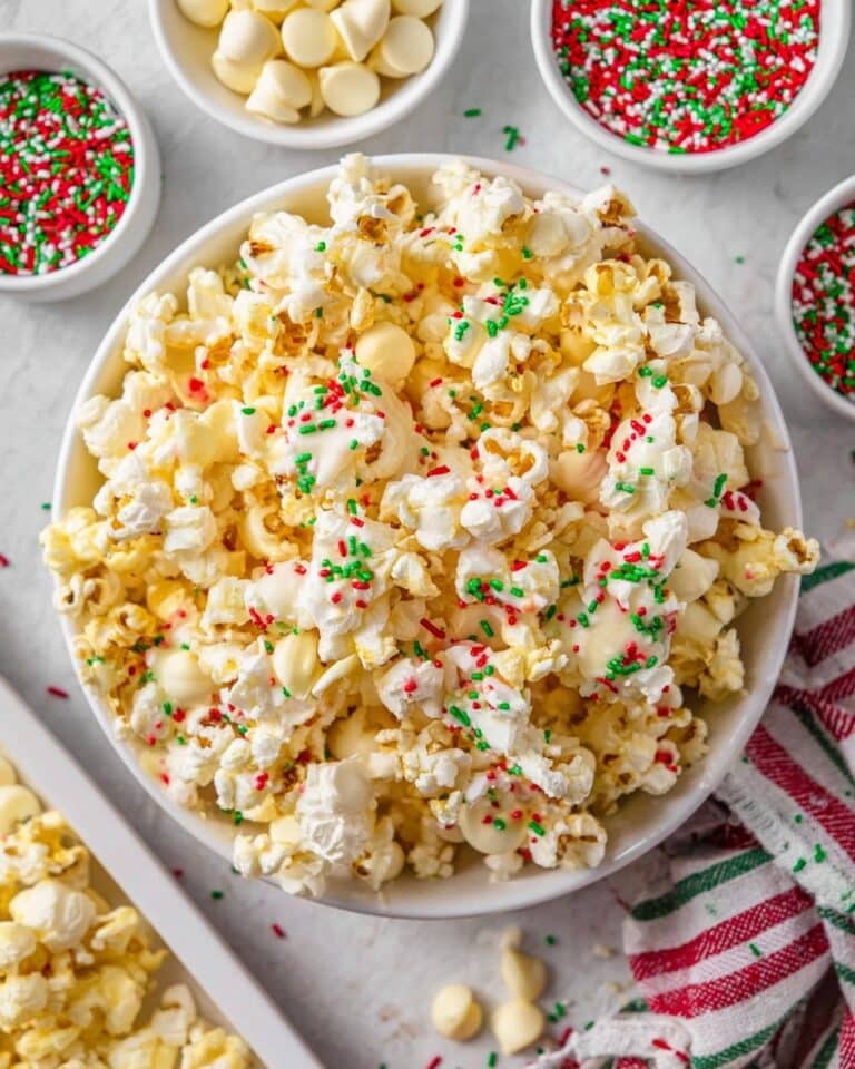 White Chocolate Christmas Popcorn Recipe